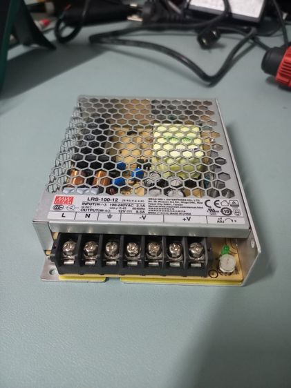 ชาย MEAN WELL Switching Power Supply สภาพสวยพร้อมใช้งาน รูปที่ 6