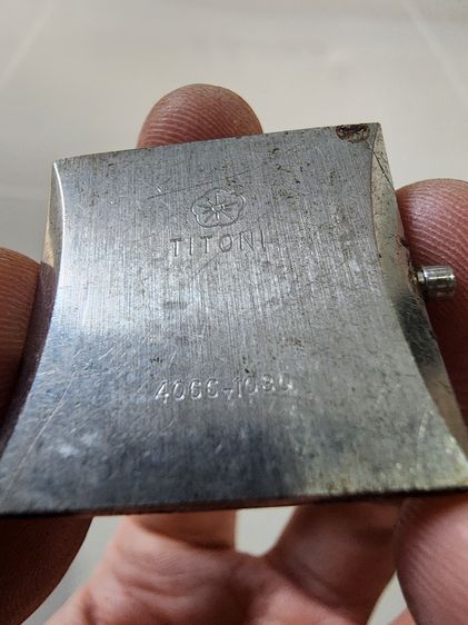 ตัวเรือน ยี่ห้อ TITONI ตีโตนี่ รุ่นเก่า หายาก ขายตามสภาพครับ พร้อมส่ง  รูปที่ 3