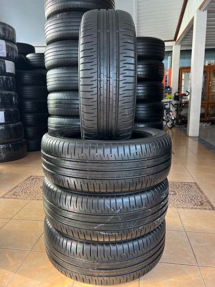 ยาง Dunlop Sp Sport maxx 215 55 18 เส้น 500 บาท 