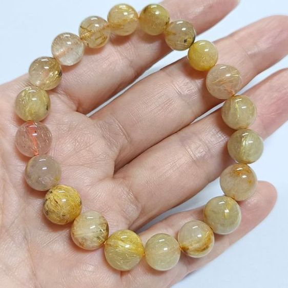 อื่นๆ สร้อยข้อมือไหมทอง 