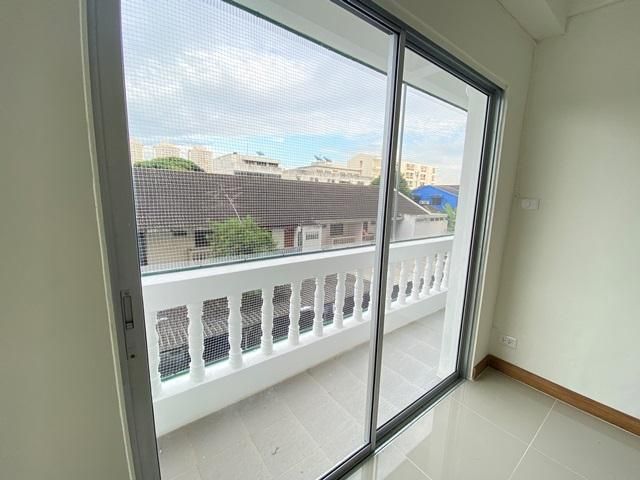 ใช่ 💖 คอนโด บางกะปิ ราคาพิเศษ! 💖 รูปที่ 3