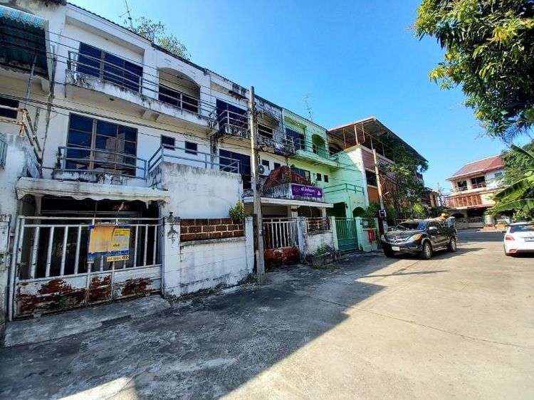 ใช่ 💖 ทาวน์เฮ้าส์ บางบัวทอง ราคาพิเศษ! 💖 รูปที่ 2