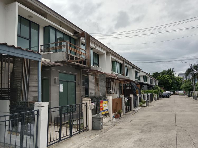 ใช่ 💖 ทาวน์เฮ้าส์ บางบัวทอง ราคาพิเศษ! 💖 รูปที่ 4