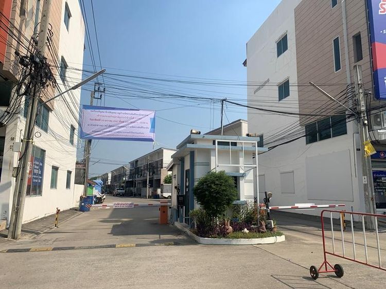 ใช่ 💖 ทาวน์เฮ้าส์ คลองสามวา ราคาพิเศษ! 💖 รูปที่ 4