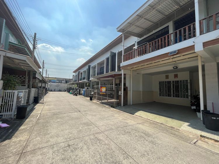 ใช่ 💖 ทาวน์เฮ้าส์ บางเขน ราคาพิเศษ! 💖 รูปที่ 4