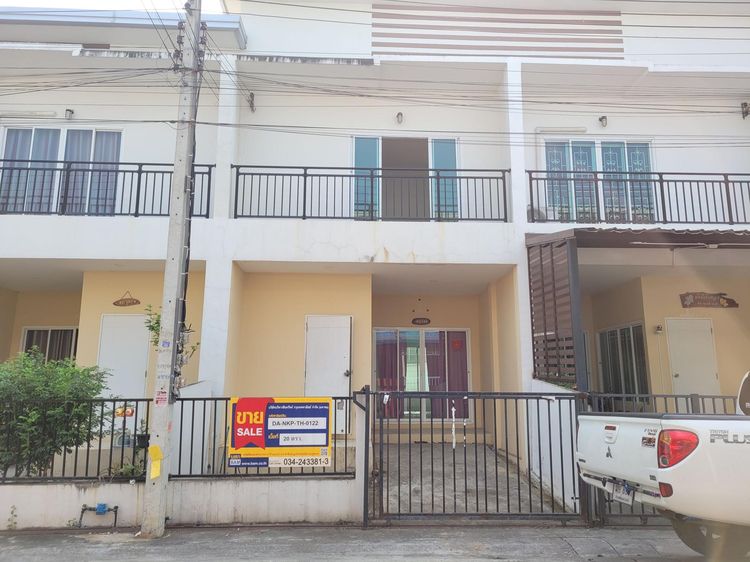 ใช่ 💖 ทาวน์เฮ้าส์ สามพราน ราคาพิเศษ! 💖 รูปที่ 4