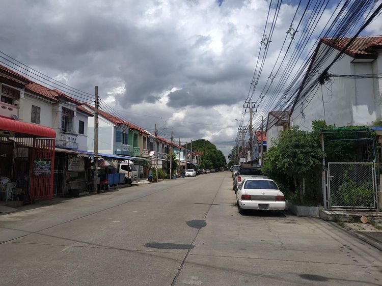 ใช่ 💖 ทาวน์เฮ้าส์ บางบัวทอง ราคาพิเศษ! 💖 รูปที่ 3