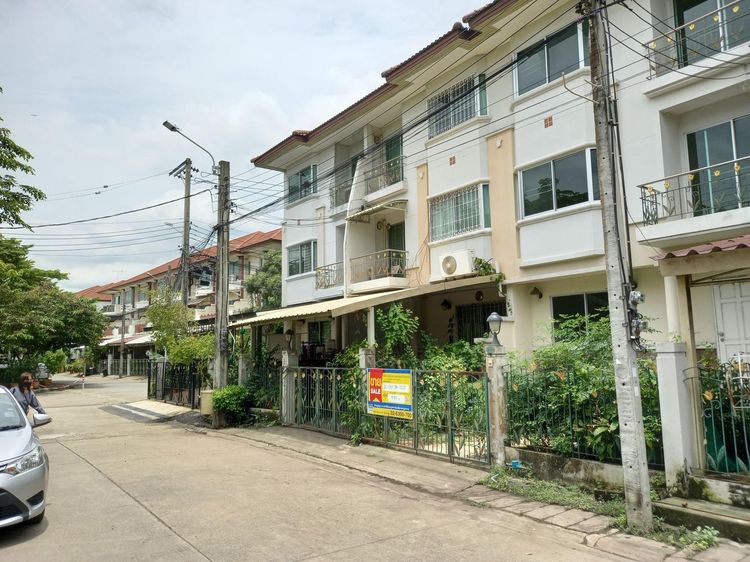 ใช่ 💖 ทาวน์เฮ้าส์ บางเขน ราคาพิเศษ! 💖 รูปที่ 2