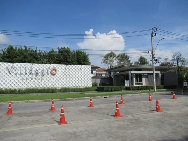 ใช่ 💖 ทาวน์เฮ้าส์ บางขุนเทียน ราคาพิเศษ! 💖 รูปที่ 2