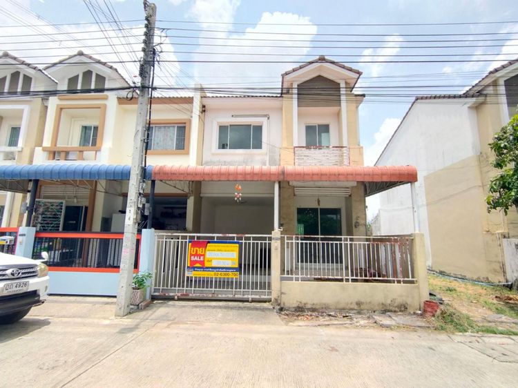 ใช่ 💖 ทาวน์เฮ้าส์ ลาดกระบัง ราคาพิเศษ! 💖