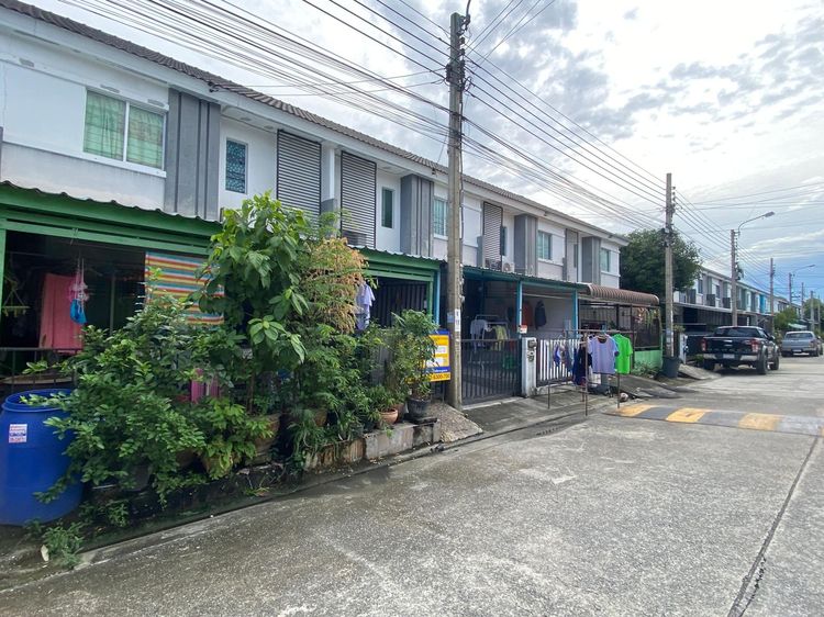 ใช่ 💖 ทาวน์เฮ้าส์ ลาดกระบัง ราคาพิเศษ! 💖 รูปที่ 3