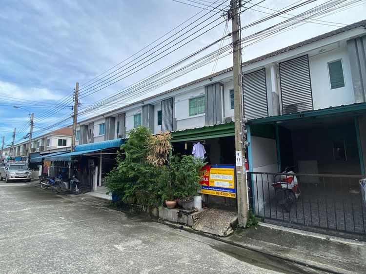 ใช่ 💖 ทาวน์เฮ้าส์ ลาดกระบัง ราคาพิเศษ! 💖 รูปที่ 2