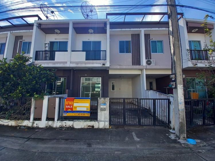 ใช่ 💖 ทาวน์เฮ้าส์ เมืองสมุทรสาคร ราคาพิเศษ! 💖