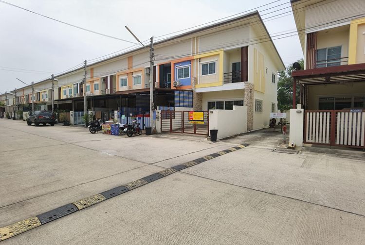 ใช่ 💖 ทาวน์เฮ้าส์ บางปะอิน ราคาพิเศษ! 💖 รูปที่ 3