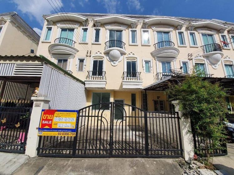 ใช่ 💖 ทาวน์เฮ้าส์ บางขุนเทียน ราคาพิเศษ! 💖