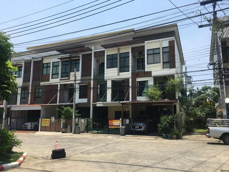 💖 ทาวน์เฮ้าส์ หนองแขม ราคาพิเศษ! 💖