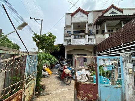 ใช่ 💖 ทาวน์เฮ้าส์ หนองจอก ราคาพิเศษ! 💖