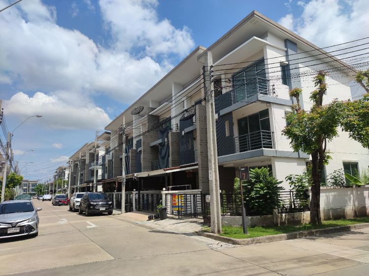 ใช่ 💖 ทาวน์เฮ้าส์ ทุ่งครุ ราคาพิเศษ! 💖 รูปที่ 2