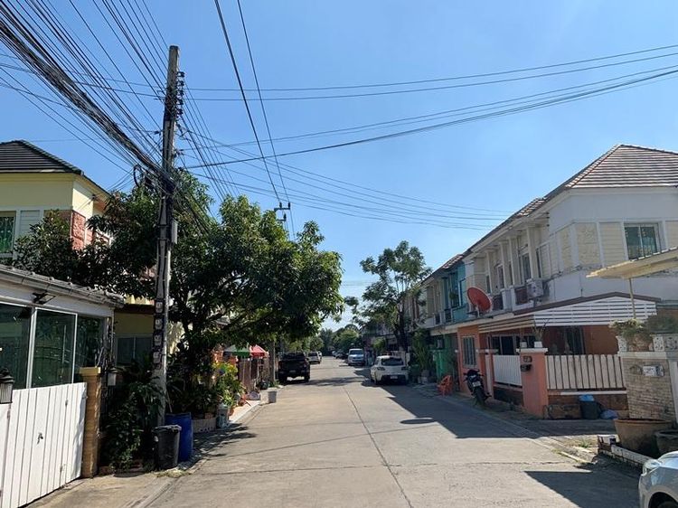 ใช่ 💖 ทาวน์เฮ้าส์ คลองสามวา ราคาพิเศษ! 💖 รูปที่ 3