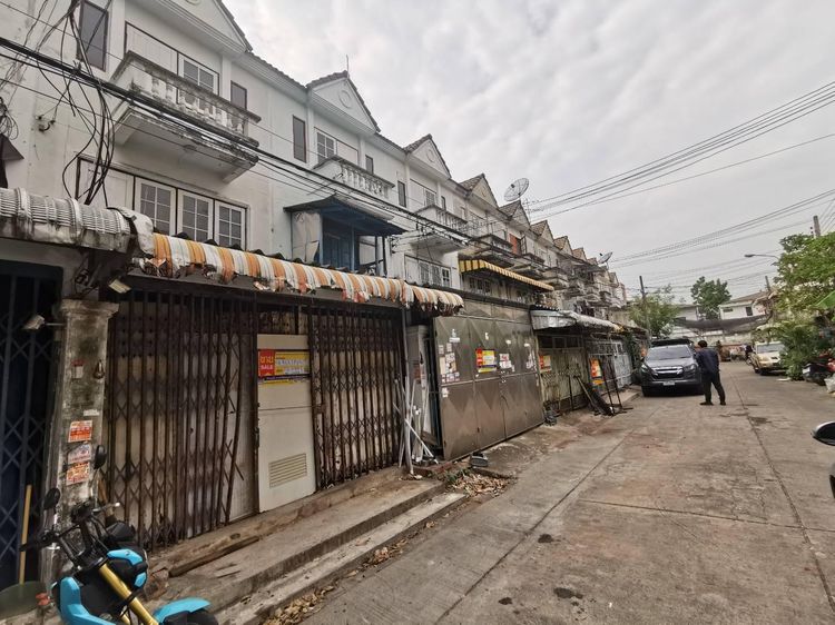 ใช่ 💖 ทาวน์เฮ้าส์ บางขุนเทียน ราคาพิเศษ! 💖 รูปที่ 2