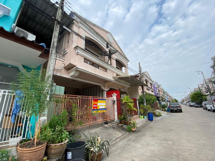 ใช่ 💖 ทาวน์เฮ้าส์ ลาดกระบัง ราคาพิเศษ! 💖 รูปที่ 4