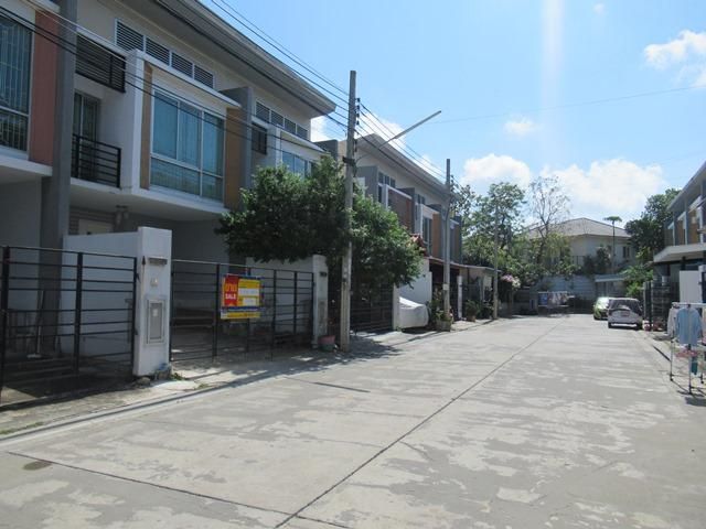 ใช่ 💖 ทาวน์เฮ้าส์ ทุ่งครุ ราคาพิเศษ! 💖 รูปที่ 2