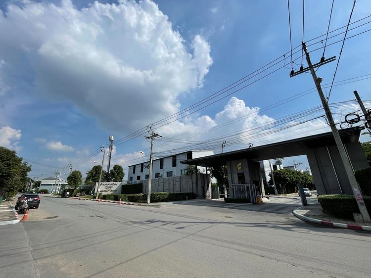 ใช่ 💖 ทาวน์เฮ้าส์ ประเวศ ราคาพิเศษ! 💖 รูปที่ 4