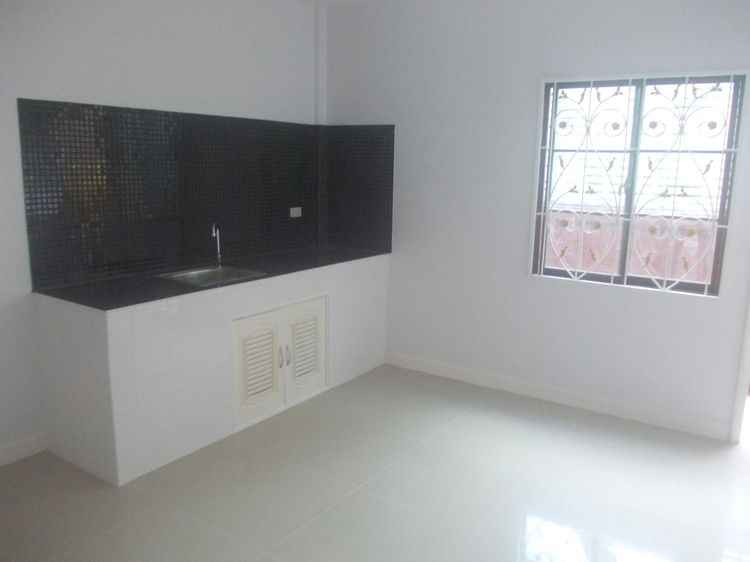 ใช่ 💖 ทาวน์เฮ้าส์ เมืองฉะเชิงเทรา ราคาพิเศษ! 💖 รูปที่ 3