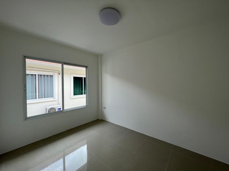 ใช่ 💖 ทาวน์เฮ้าส์ บางละมุง ราคาพิเศษ! 💖 รูปที่ 4