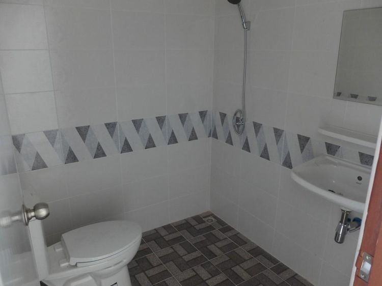 ใช่ 💖 ทาวน์เฮ้าส์ บางละมุง ราคาพิเศษ! 💖 รูปที่ 4