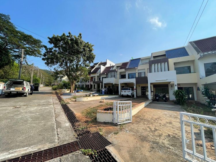 ใช่ 💖 ทาวน์เฮ้าส์ ศรีราชา ราคาพิเศษ! 💖 รูปที่ 3