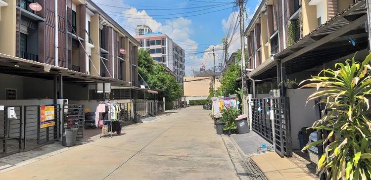 ใช่ 💖 ทาวน์เฮ้าส์ เมืองนนทบุรี ราคาพิเศษ! 💖 รูปที่ 4