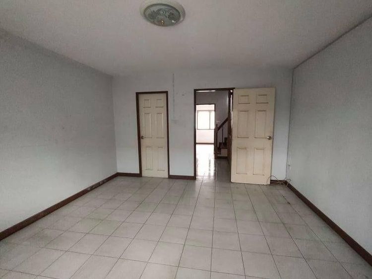 ใช่ 💖 ทาวน์เฮ้าส์ บางกรวย ราคาพิเศษ! 💖 รูปที่ 3