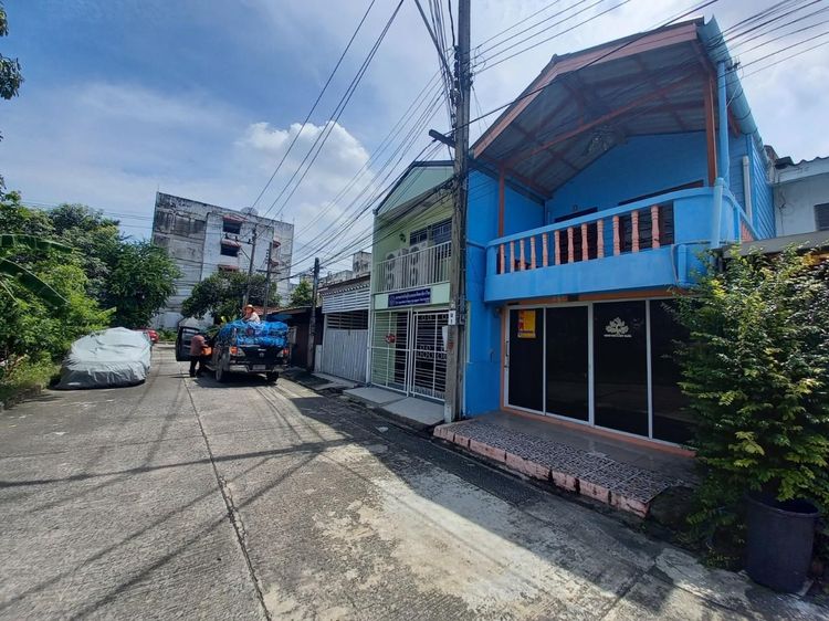 ใช่ 💖 ทาวน์เฮ้าส์ ปากเกร็ด ราคาพิเศษ! 💖 รูปที่ 3