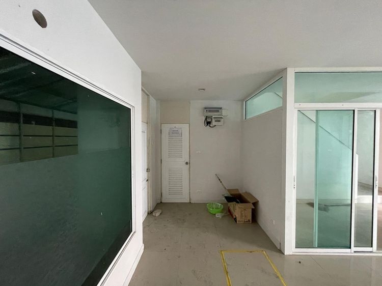 ใช่ 💖 ทาวน์เฮ้าส์ บางเสาธง ราคาพิเศษ! 💖 รูปที่ 3