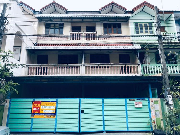 ใช่ 💖 ทาวน์เฮ้าส์ บางขุนเทียน ราคาพิเศษ! 💖