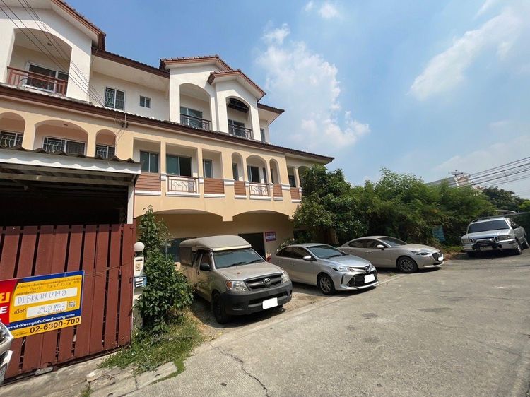 ใช่ 💖 ทาวน์เฮ้าส์ ประเวศ ราคาพิเศษ! 💖 รูปที่ 4