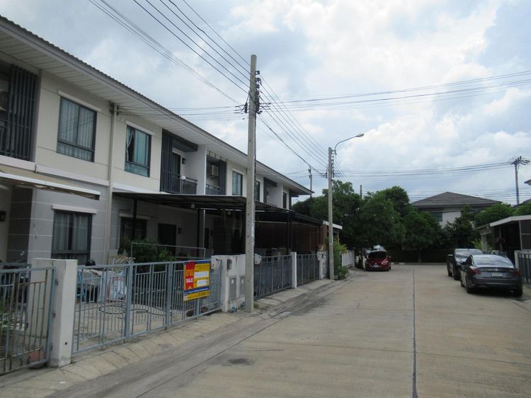 ใช่ 💖 ทาวน์เฮ้าส์ หนองแขม ราคาพิเศษ! 💖 รูปที่ 2