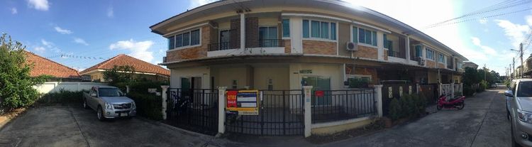 ใช่ 💖 ทาวน์เฮ้าส์ ศรีราชา ราคาพิเศษ! 💖