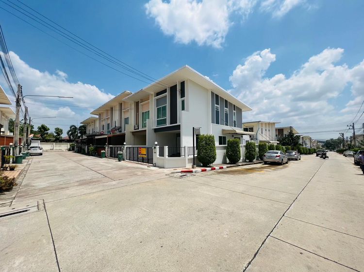 💖 ทาวน์เฮ้าส์ ศรีราชา ราคาพิเศษ! 💖