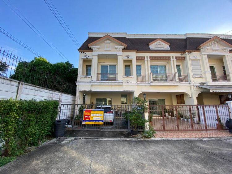 ใช่ 💖 ทาวน์เฮ้าส์ เมืองนนทบุรี ราคาพิเศษ! 💖