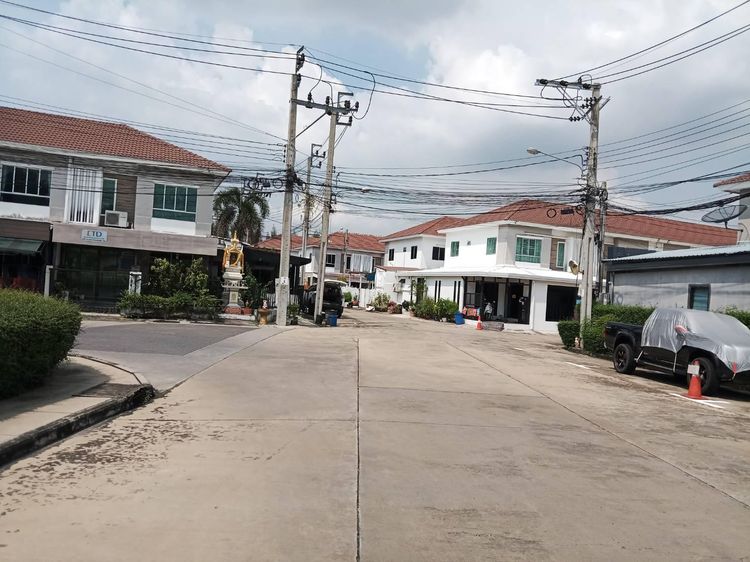 ใช่ 💖 ทาวน์เฮ้าส์ บางกรวย ราคาพิเศษ! 💖 รูปที่ 4