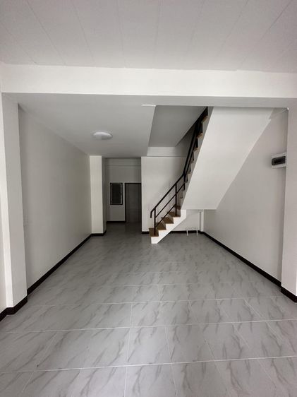 ใช่ 💖 ทาวน์เฮ้าส์ ลาดกระบัง ราคาพิเศษ! 💖 รูปที่ 3