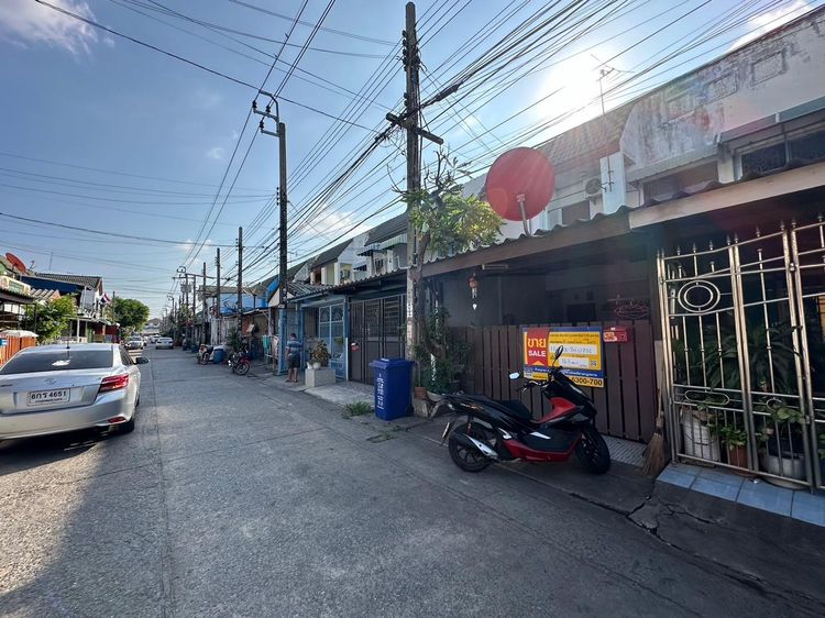 ใช่ 💖 ทาวน์เฮ้าส์ มีนบุรี ราคาพิเศษ! 💖 รูปที่ 3