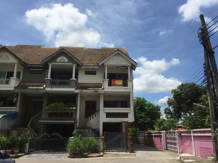 ใช่ 💖 ทาวน์เฮ้าส์ ปากเกร็ด ราคาพิเศษ! 💖