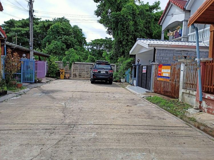 ใช่ 💖 ทาวน์เฮ้าส์ บางบัวทอง ราคาพิเศษ! 💖 รูปที่ 3