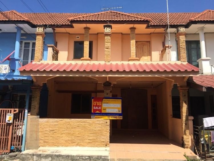 ใช่ 💖 ทาวน์เฮ้าส์ บางบัวทอง ราคาพิเศษ! 💖