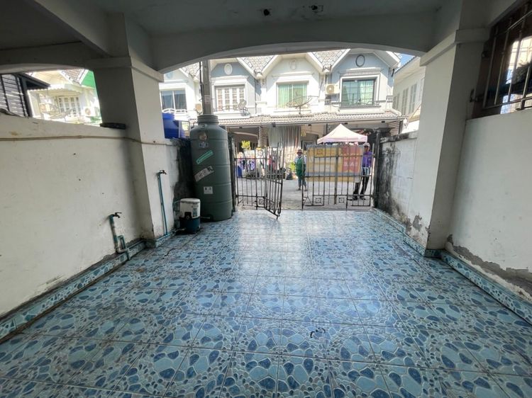 ใช่ 💖 ทาวน์เฮ้าส์ บางบัวทอง ราคาพิเศษ! 💖 รูปที่ 2