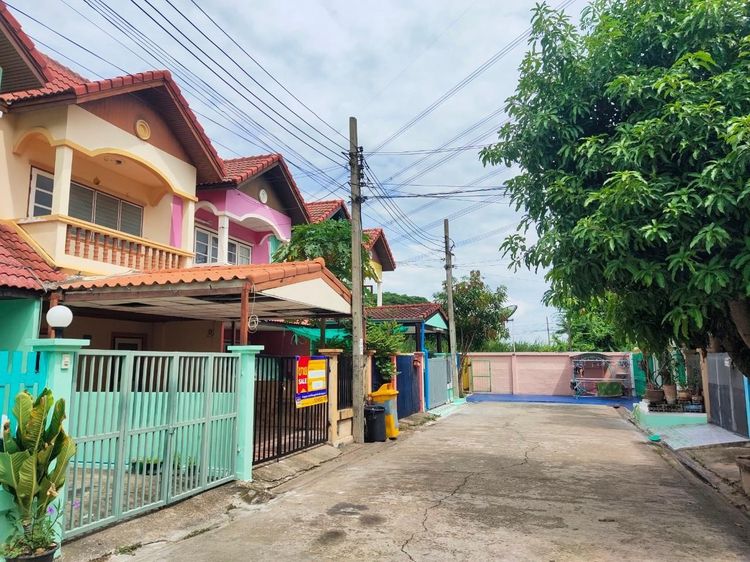 ใช่ 💖 ทาวน์เฮ้าส์ บางบัวทอง ราคาพิเศษ! 💖 รูปที่ 2