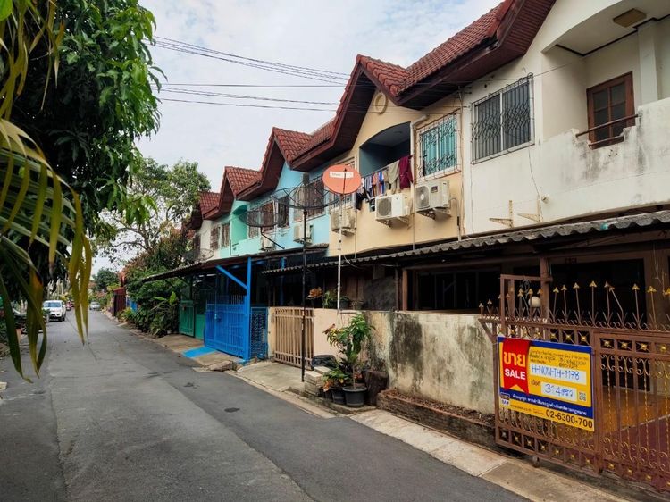 ใช่ 💖 ทาวน์เฮ้าส์ บางบัวทอง ราคาพิเศษ! 💖 รูปที่ 2